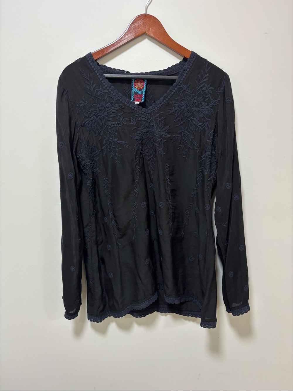 Johnny Was Black Embroidered Floral Boho Blouse Small Cupra Rayon Small